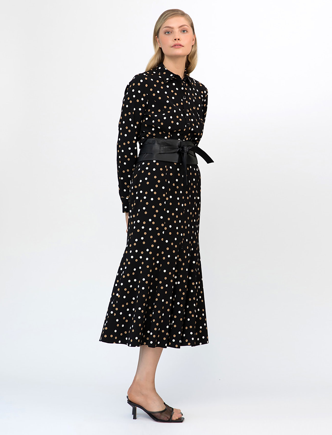 Andiata - Gail 80 Skirt - black dots - 3