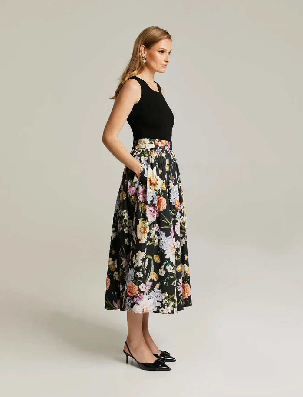 Andiata - Fiia 85 - midinederdele - secret garden black - 3