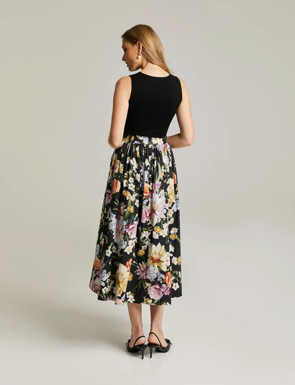 Andiata - Fiia 85 - midinederdele - secret garden black - 4