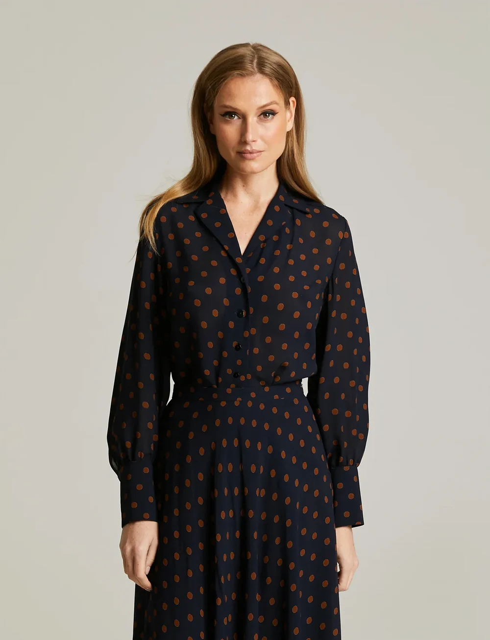 Andiata - Kathy 2 - långärmade blusar - polka dots - 0