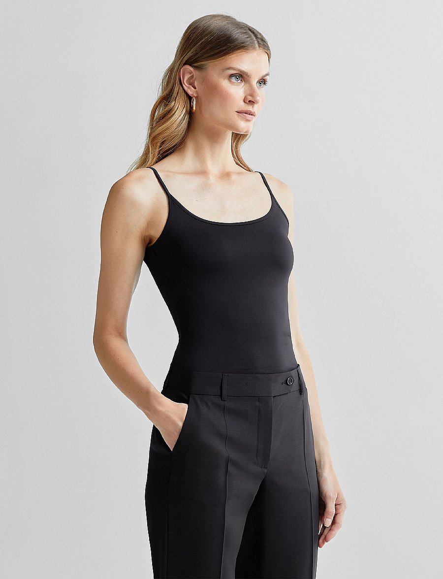 Andiata - Mischa 2 - Ärmellose tops - black - 3