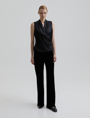 Andiata - Elous top - sleeveless blouses - black - 2