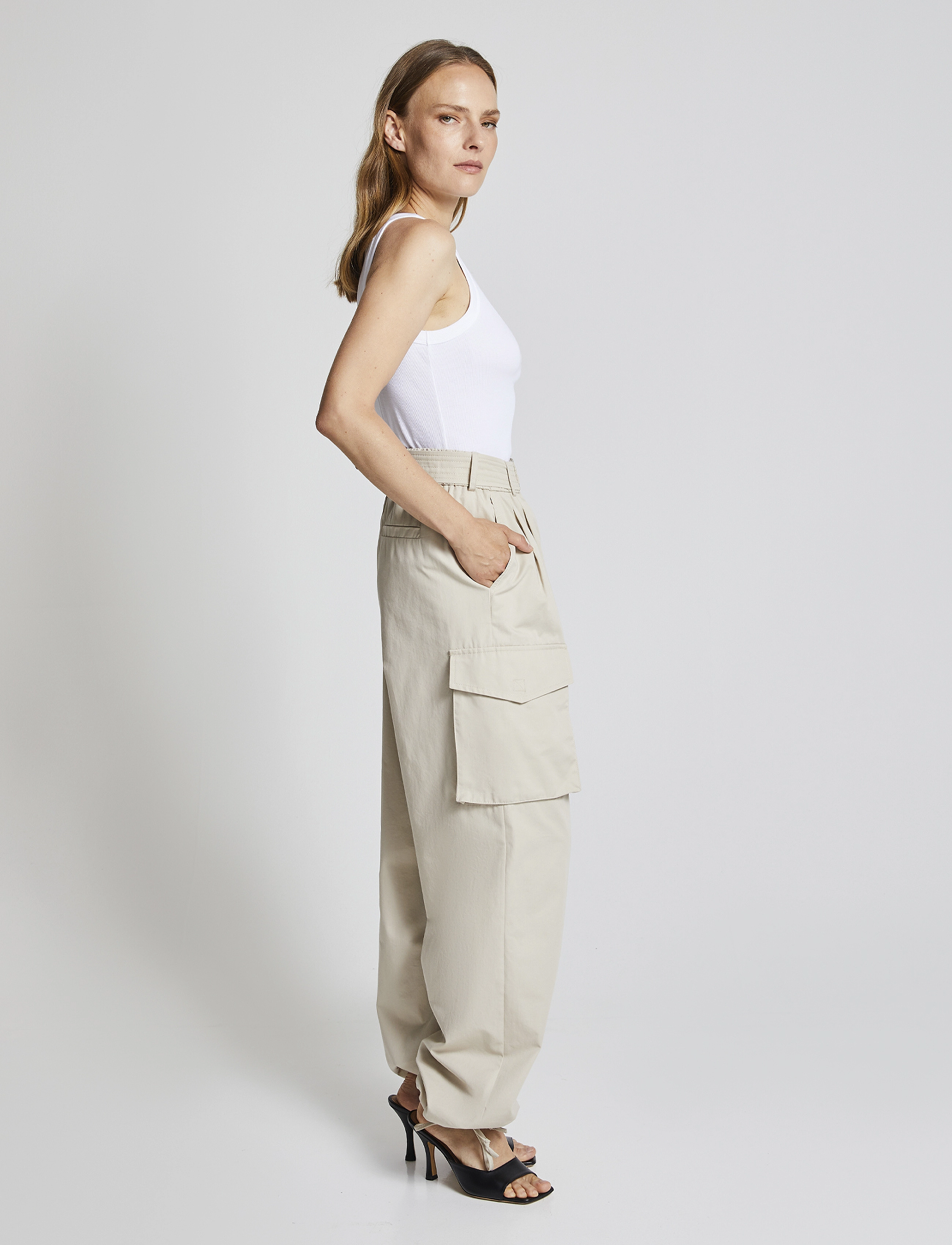 Andiata - Shiri Cargo Pants - champagne beige - 4