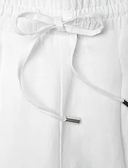 Andiata - Clady trousers - suorat housut - brilliant white - 6