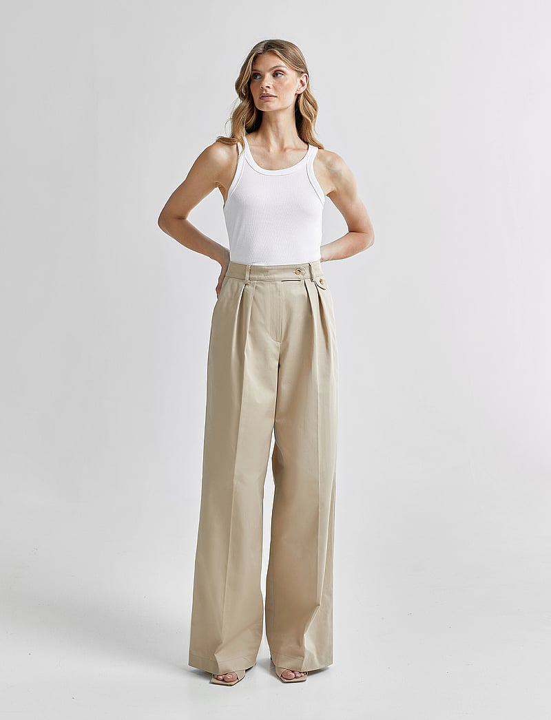 Andiata - Gytta C trousers - laia säärega püksid - sand - 0