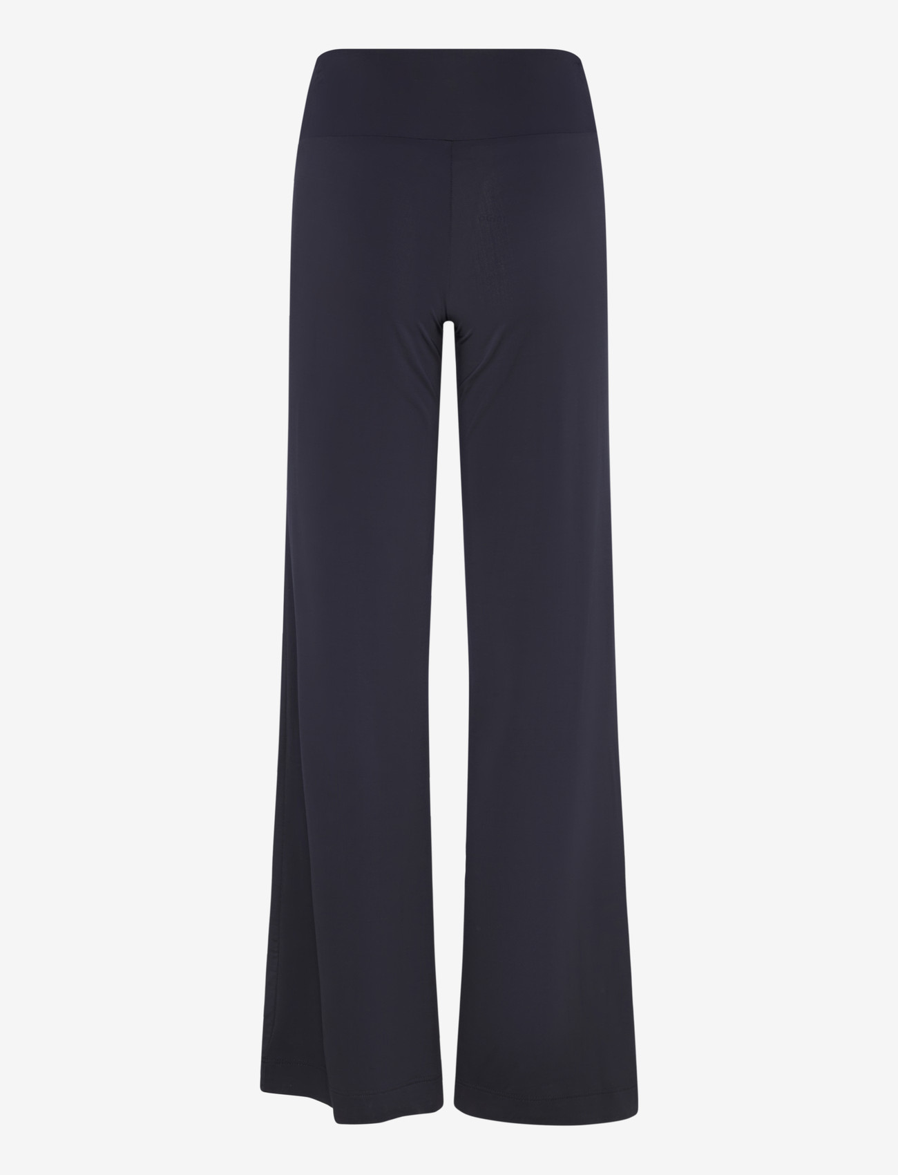 Andiata - Evelen T - flares - royal navy - 1