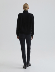 Andiata - Laure knit - džemperi ar augstu apkakli - black - 3