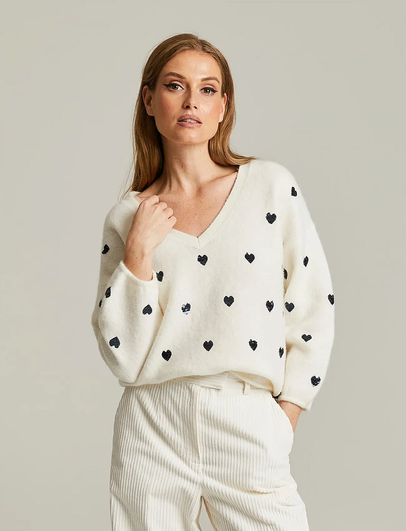 Andiata - Elden - pulls - sparkling blue hearts - 0