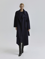 Andiata - Seeliana coat - pitkät talvitakit - deep navy blue - 5