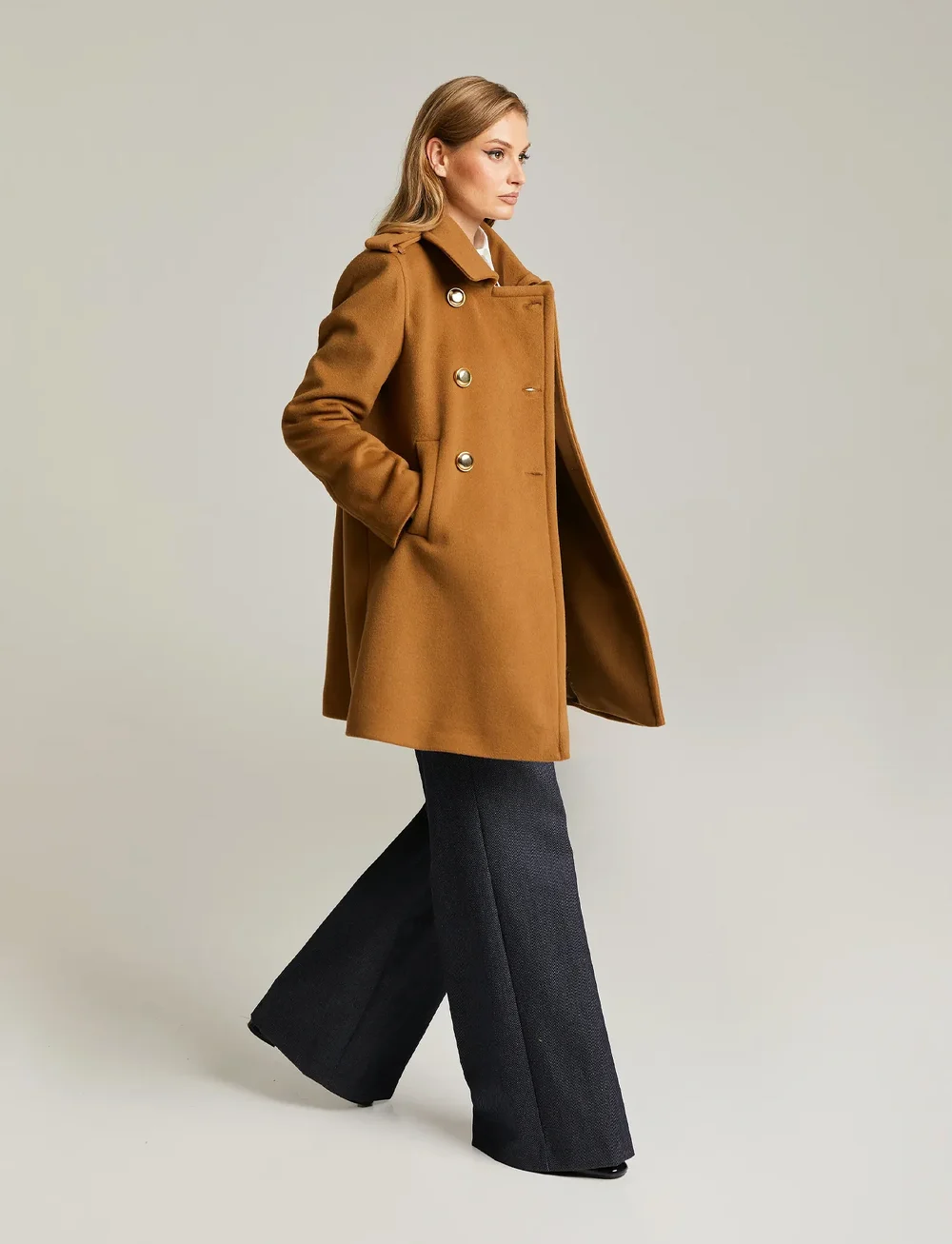 Andiata - Darla - wollmäntel - camel - 3