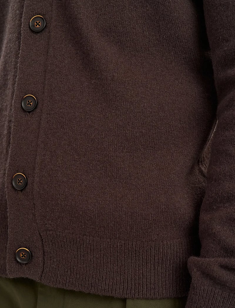 Anerkjendt - AKSVEND LAMBSWOOL CARDIGAN - cardigans - mulch - 5