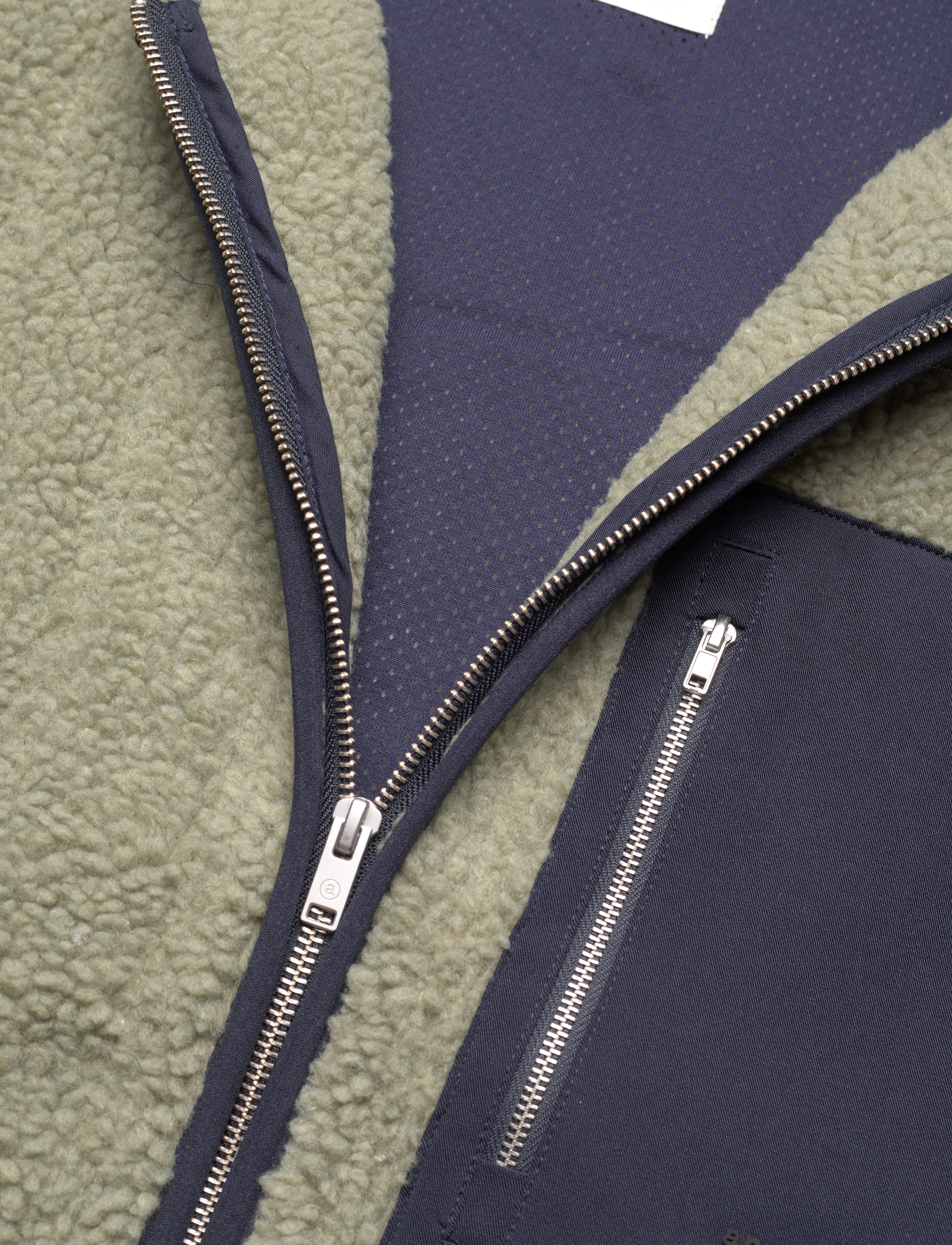 Anerkjendt - AKBASTIAN QUILT JACKET - olivine - 2