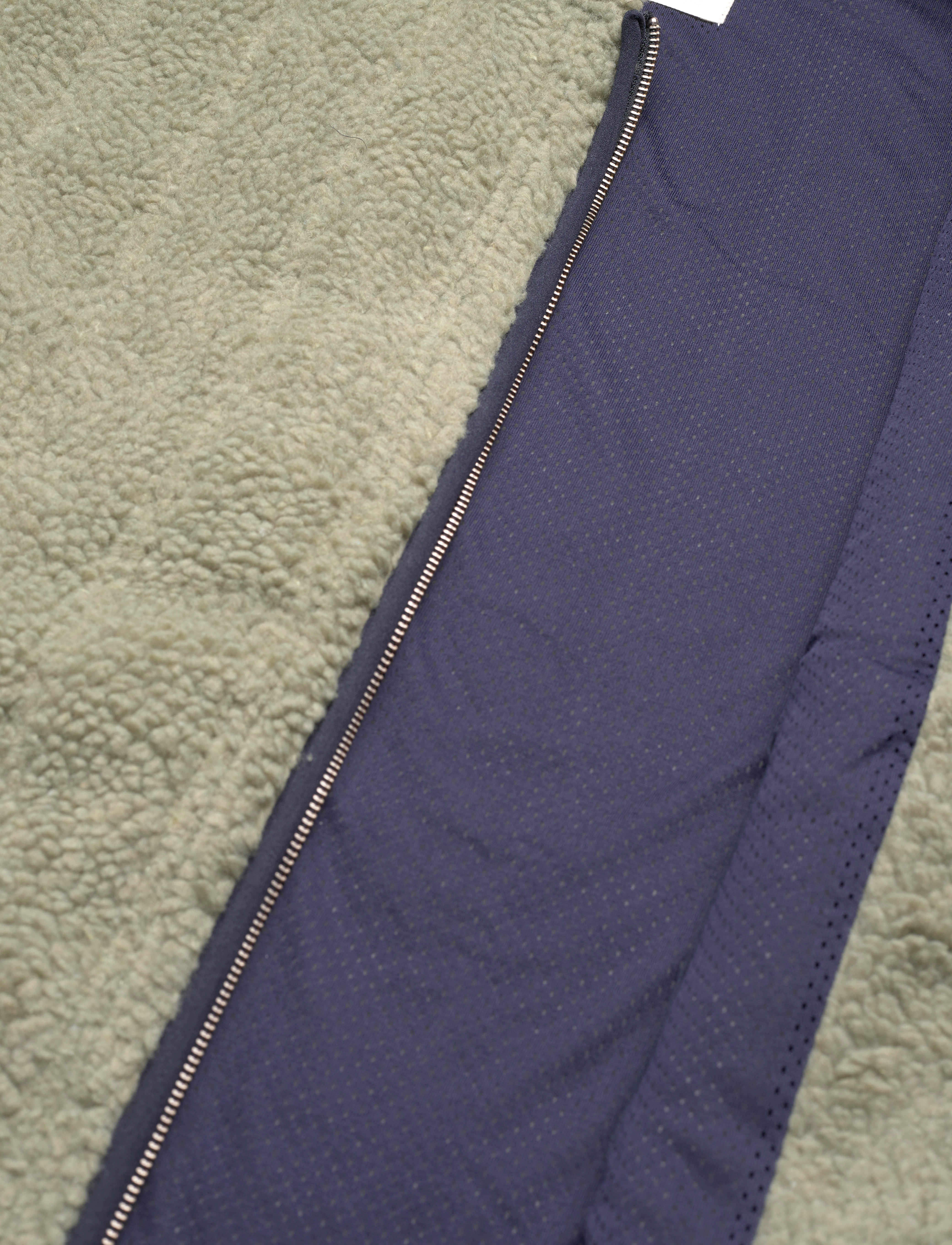 Anerkjendt - AKBASTIAN QUILT JACKET - olivine - 4