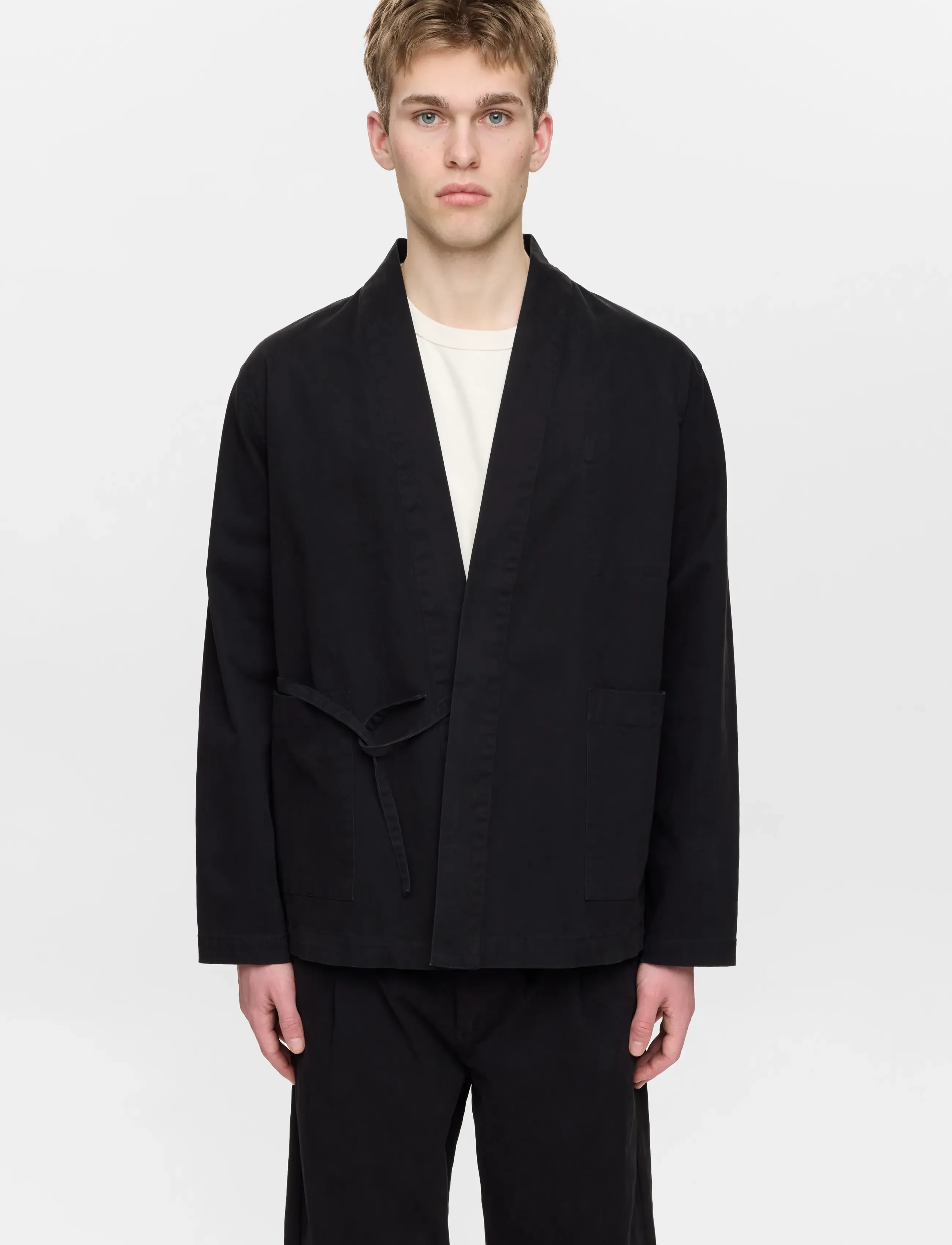 Anerkjendt - AKJESPER KIMONO OVERSHIRT - frühlingsjacken - caviar - 2