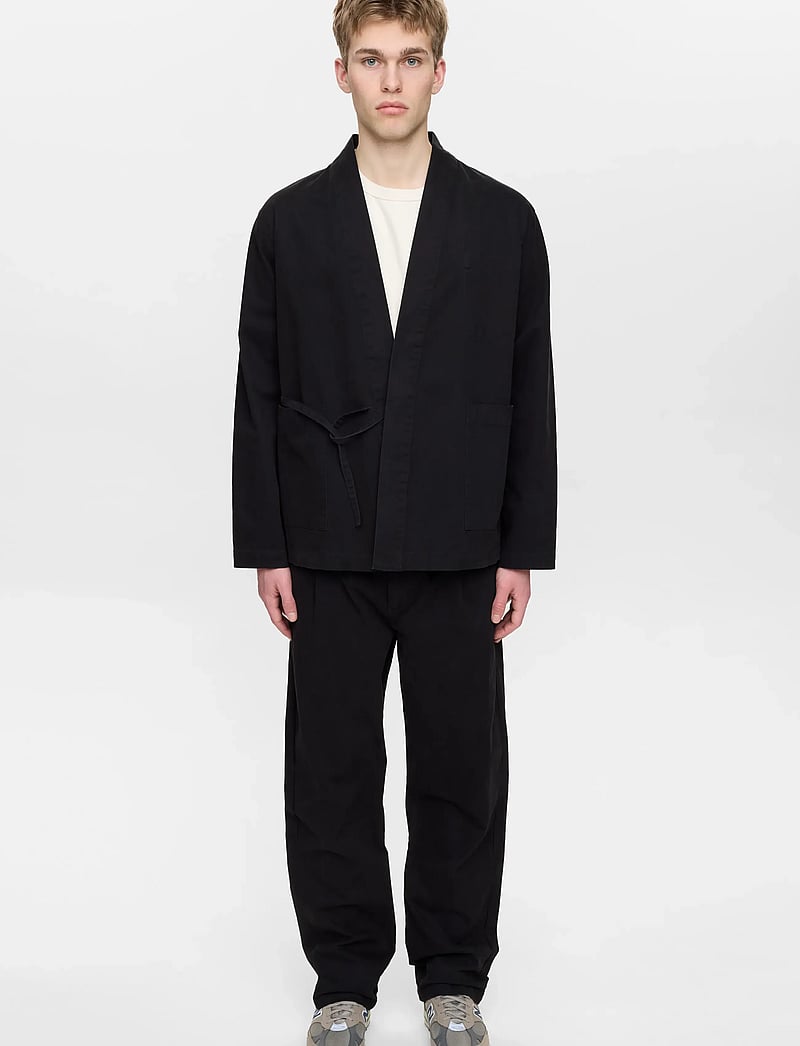 Anerkjendt - AKJESPER KIMONO OVERSHIRT - kevadjoped - caviar - 3