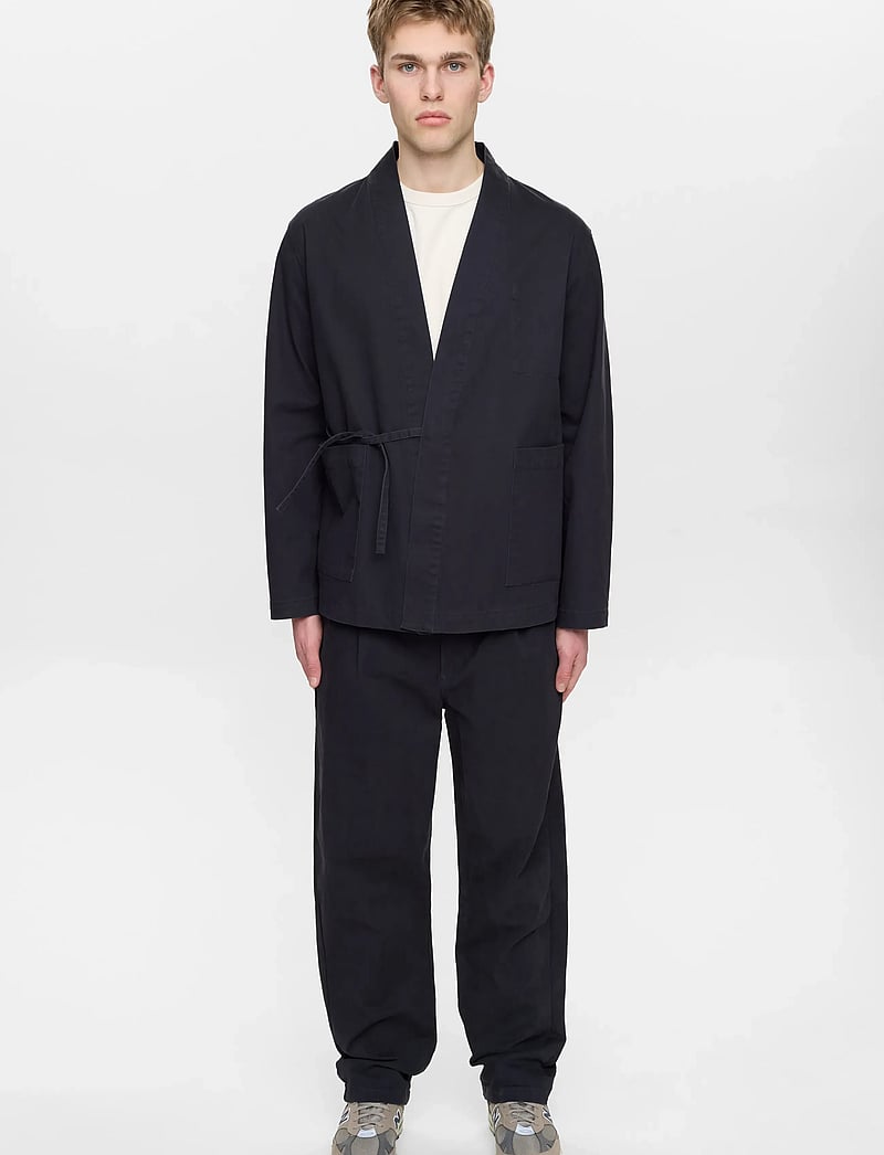 Anerkjendt - AKJESPER KIMONO OVERSHIRT - frühlingsjacken - sky captain - 3