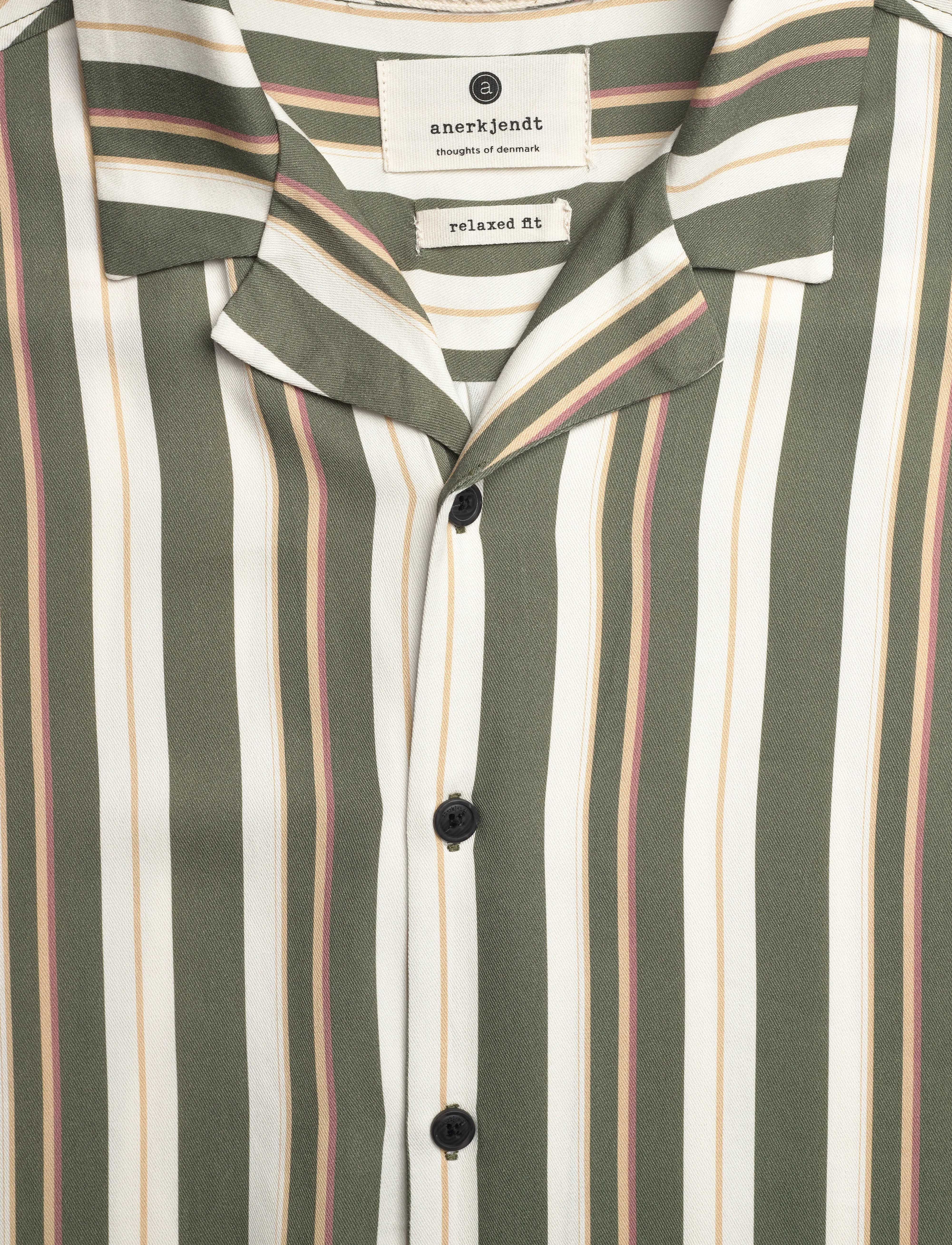 Anerkjendt - AKLEO S/S VISCOSE AOP - olivine - 2