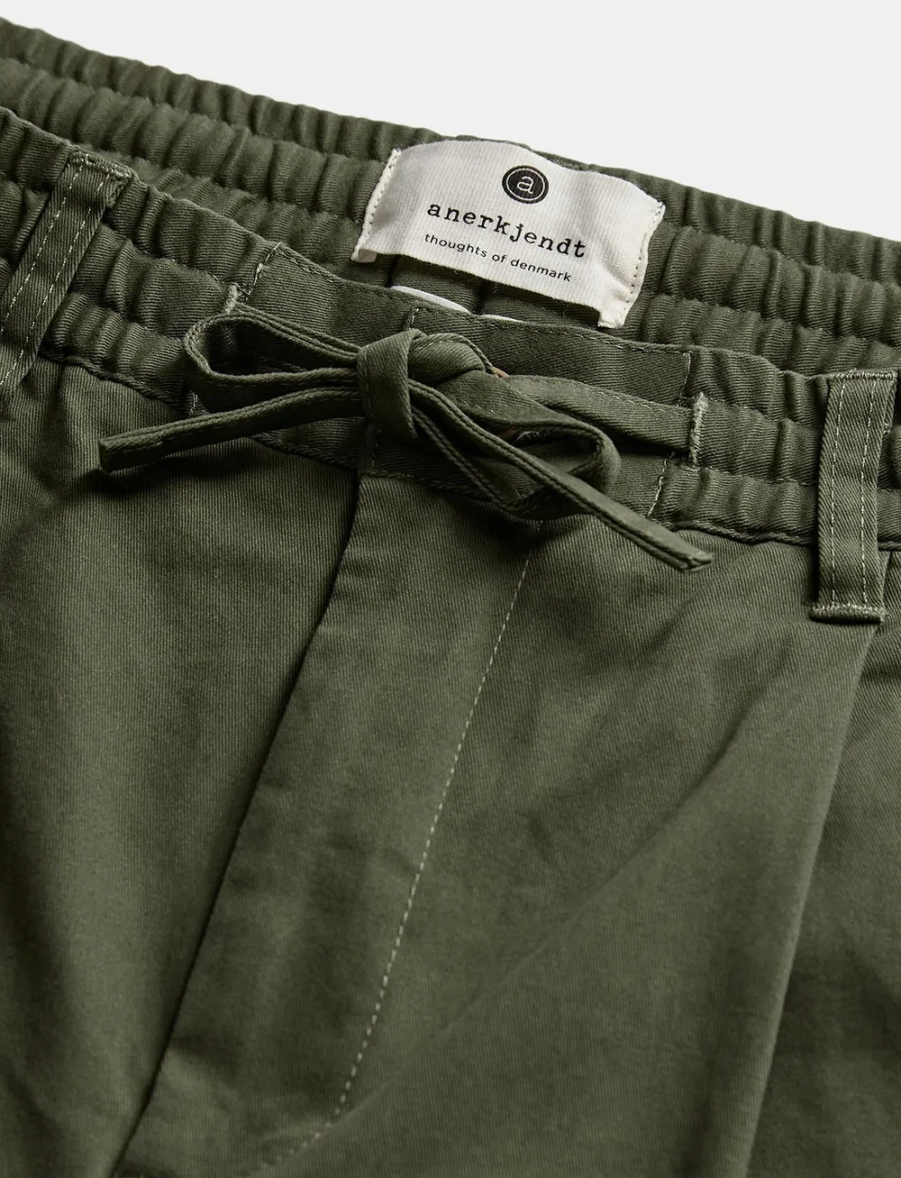 Anerkjendt - AKJAN COTTON PLEAT ELA PANTS - rennot housut - olivine - 2