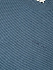 Anerkjendt - AKKIKKI S/S WAFFLE TEE - short-sleeved t-shirts - indian teal - 2