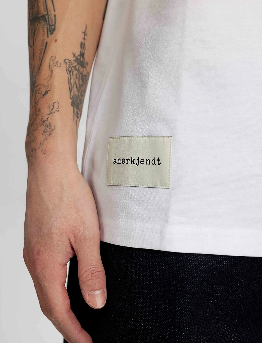 Anerkjendt - AKKIKKI S/S TEE NOOS - GOTS - kortärmade t-shirts - bright white - 3