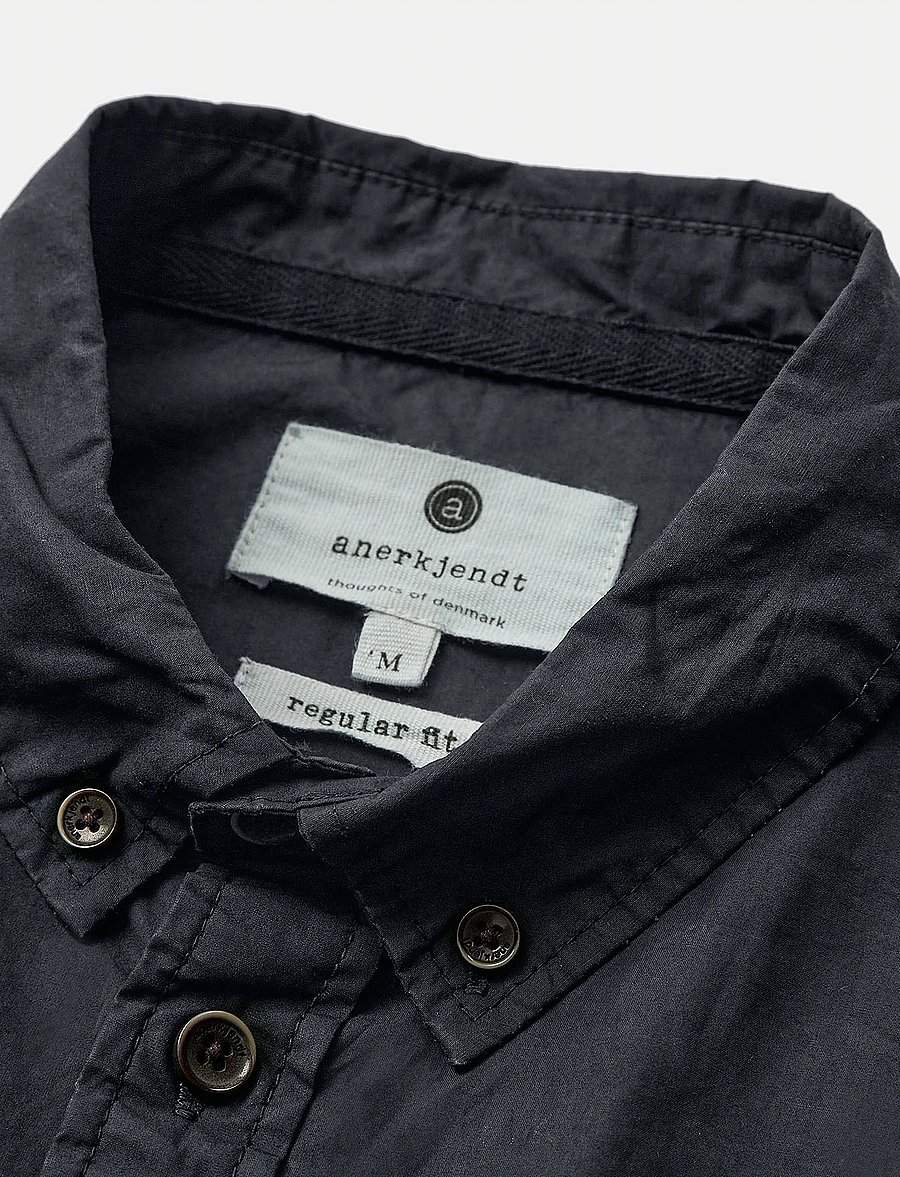 Anerkjendt - AKKONRAD L/S POPLIN SHIRT NOOS - freizeithemden - sky captain - 3