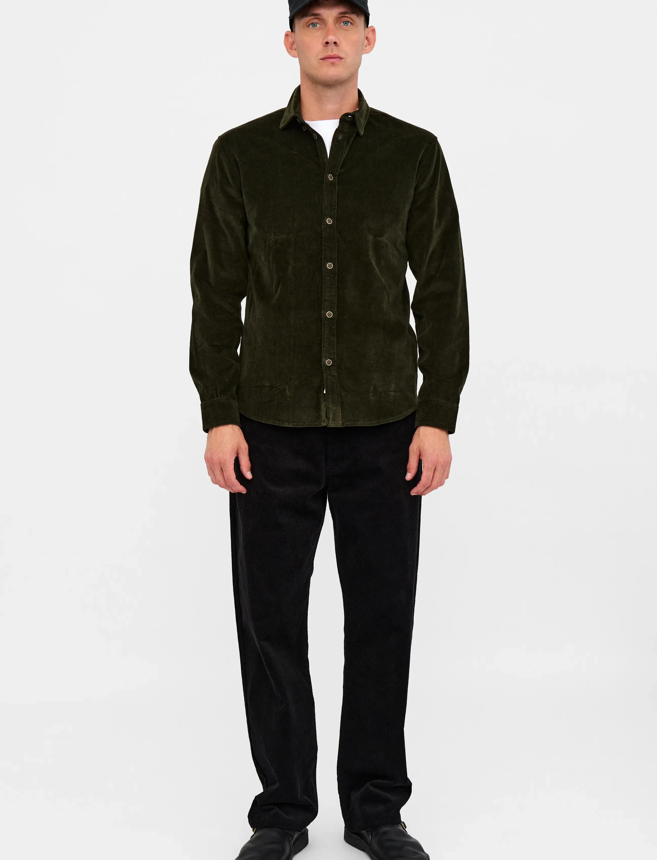 Anerkjendt - AKLEIF SOLID CORD SHIRT - manchesterskjortor - forest night - 3