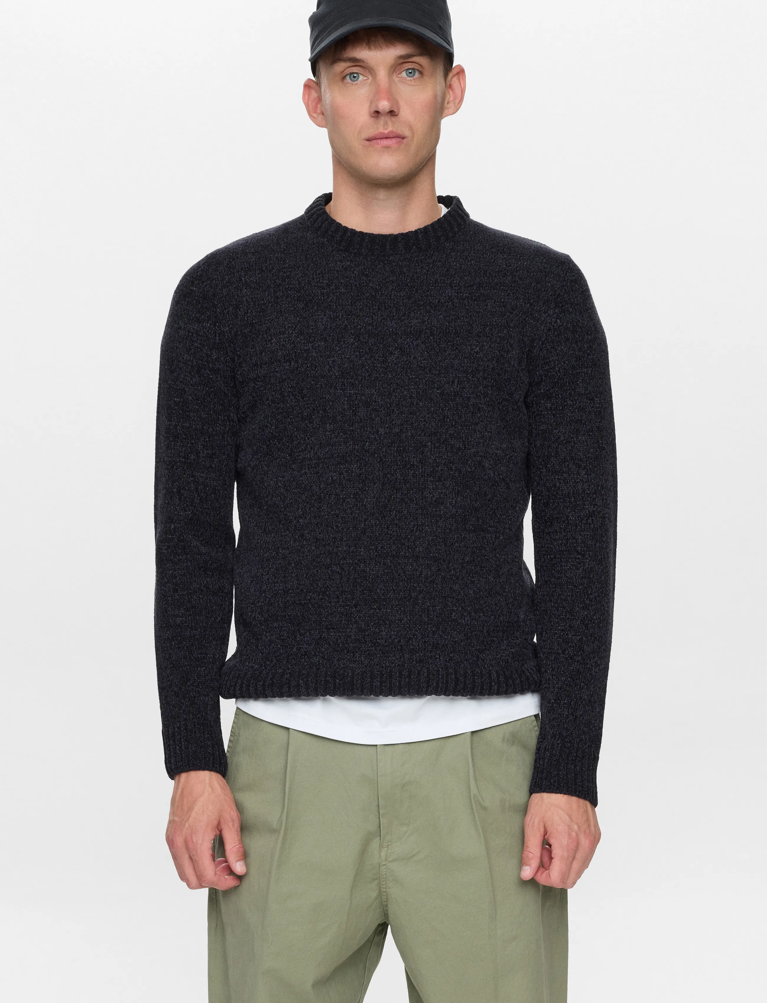 Anerkjendt - AKSUNE CHENILLE KNIT - round necks - caviar - 4