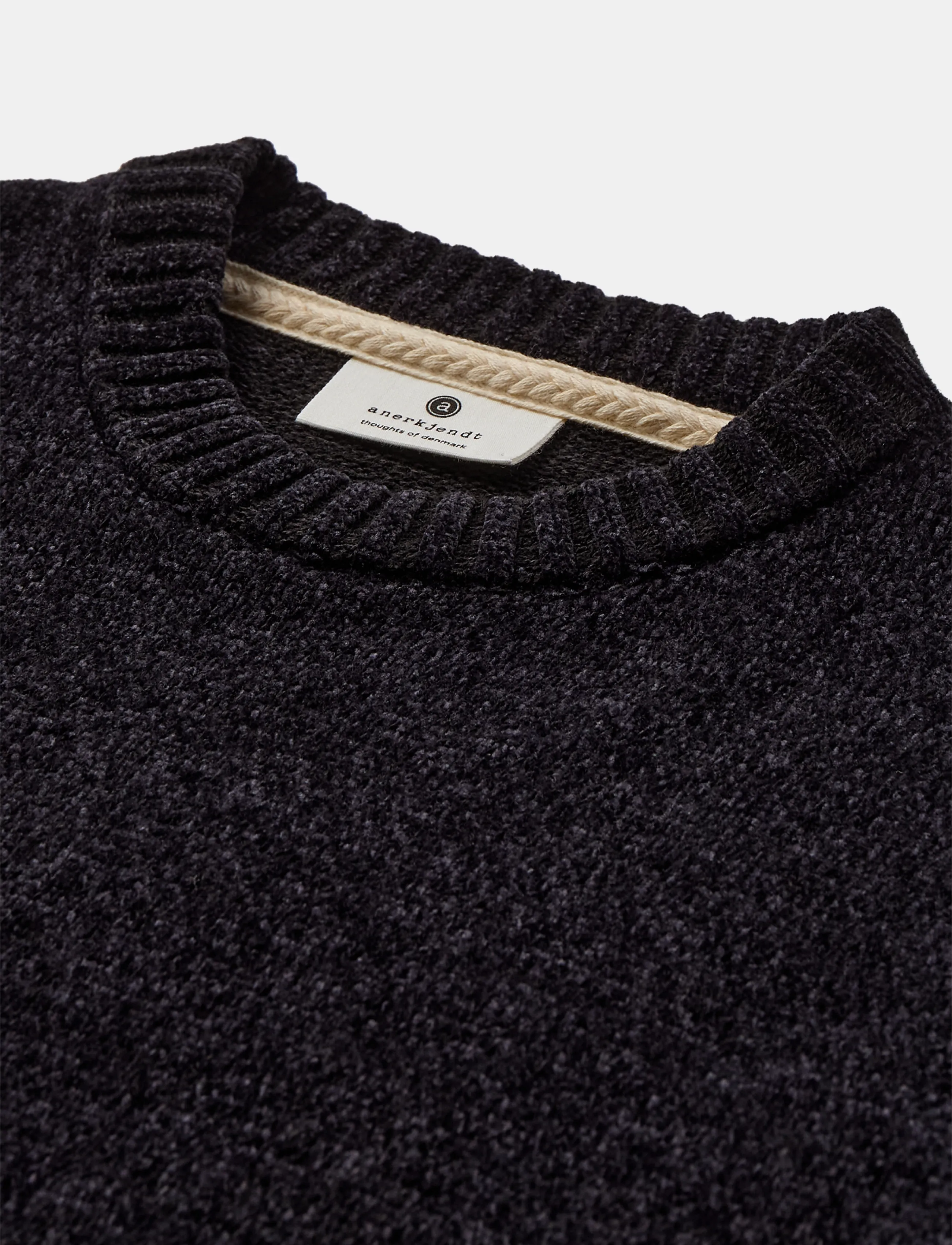 Anerkjendt - AKSUNE CHENILLE KNIT - rundhalsad - caviar - 2