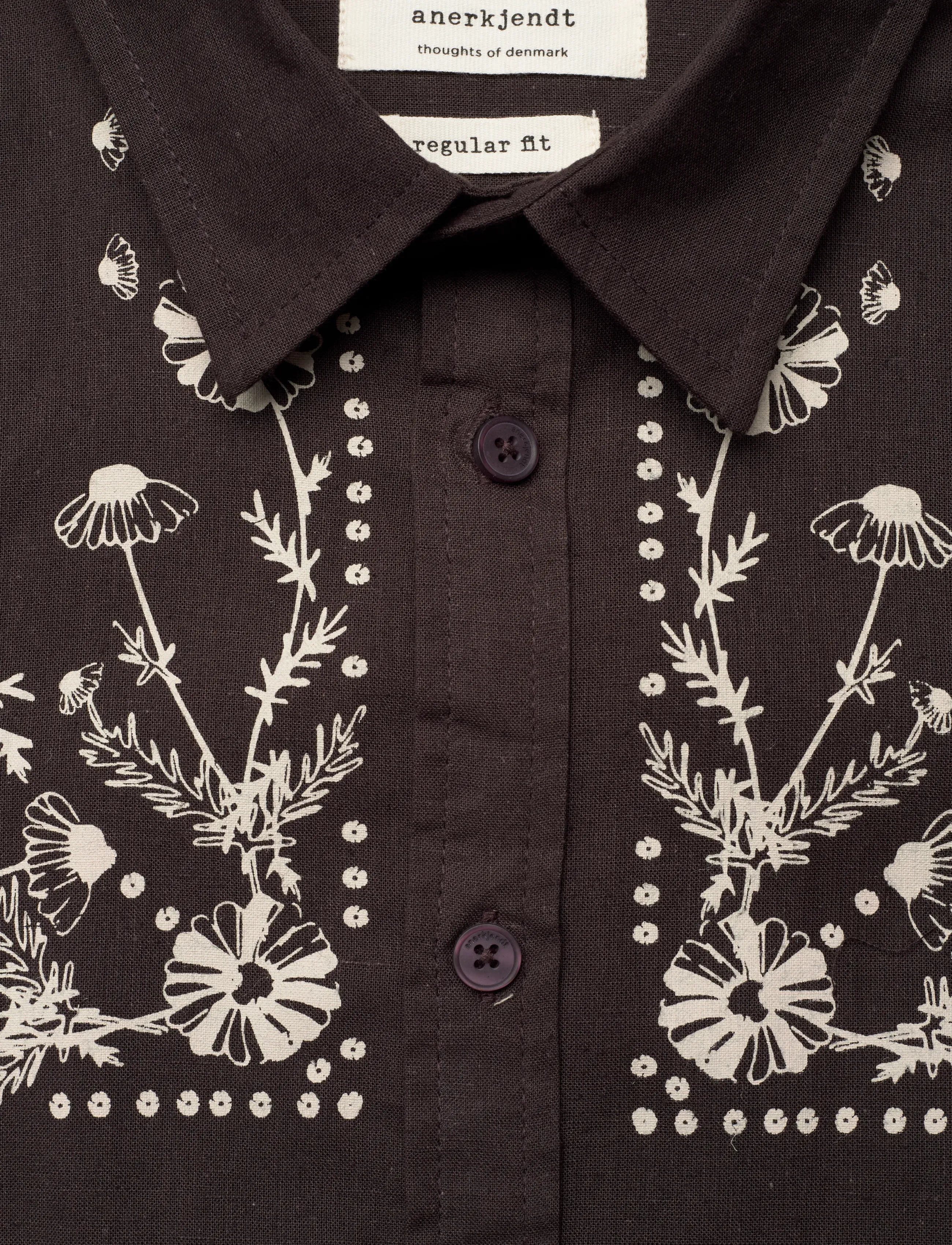 Anerkjendt - THEO FLOWER PRINT S/S SHIRT - stutterma skyrtur - chocolate brown - 2
