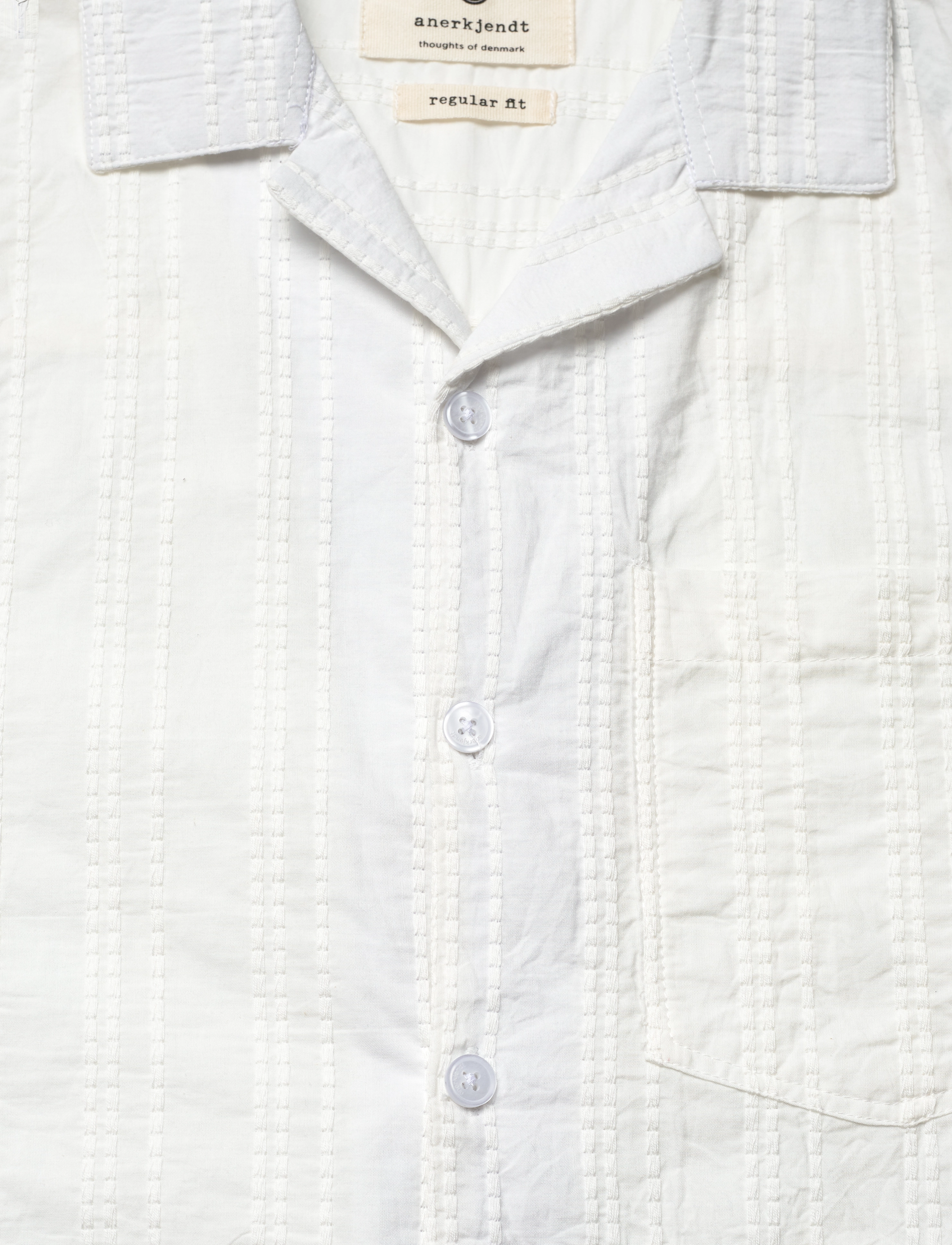Anerkjendt - AKLEON EMB S/S SHIRT - krekli ar īsām piedurknēm - tofu - 2