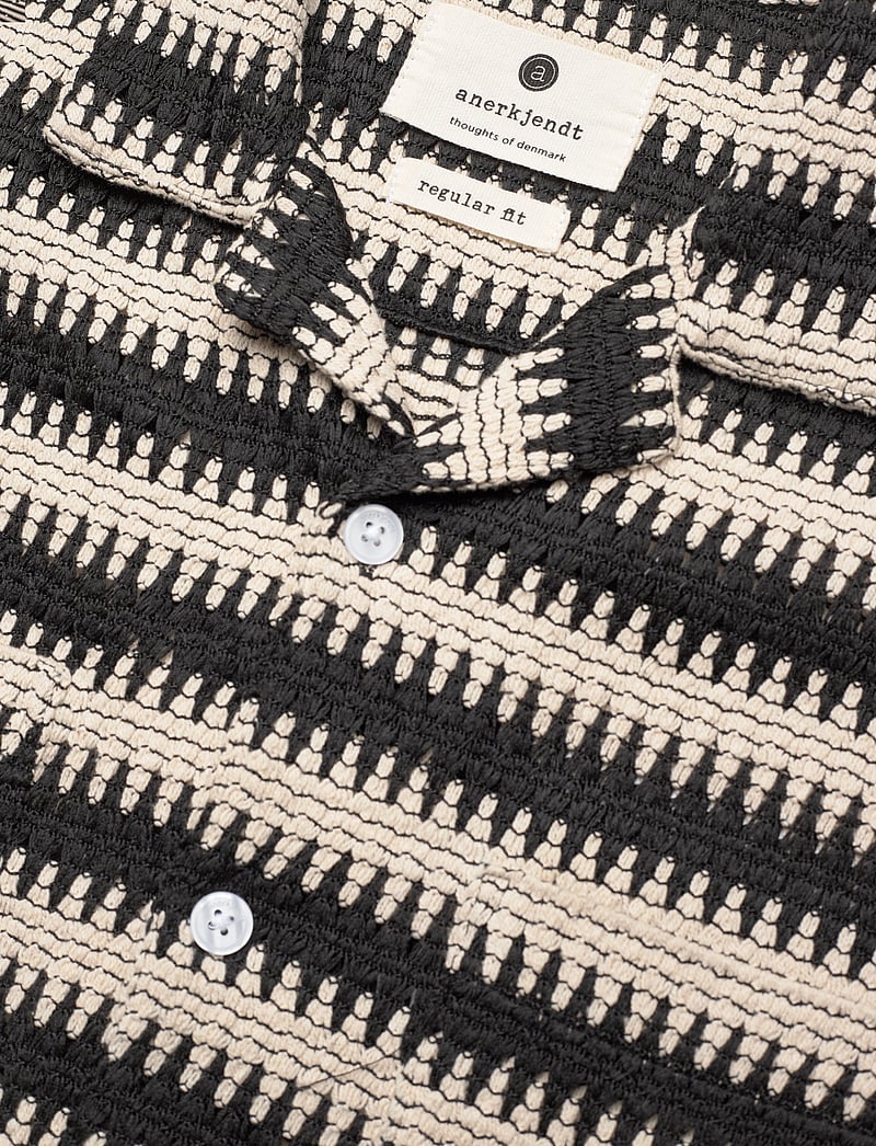 Anerkjendt - AKKURT STRUC STRIPE S/S SHIRT - kurzarmhemden - tofu - 3