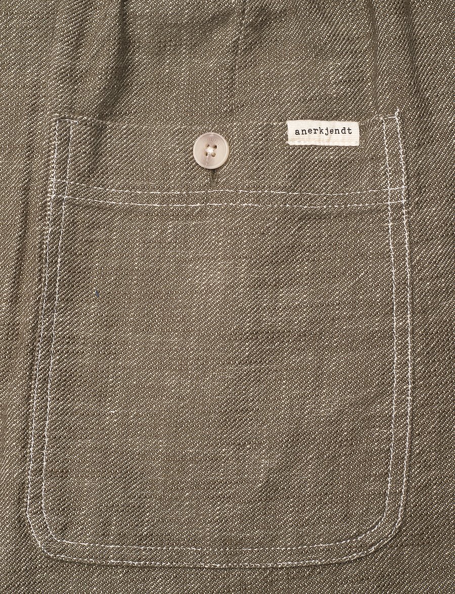 Anerkjendt - AKJAN TWILL CONTRAST SHORTS - linased lühikesed püksid - deep lichen green - 4