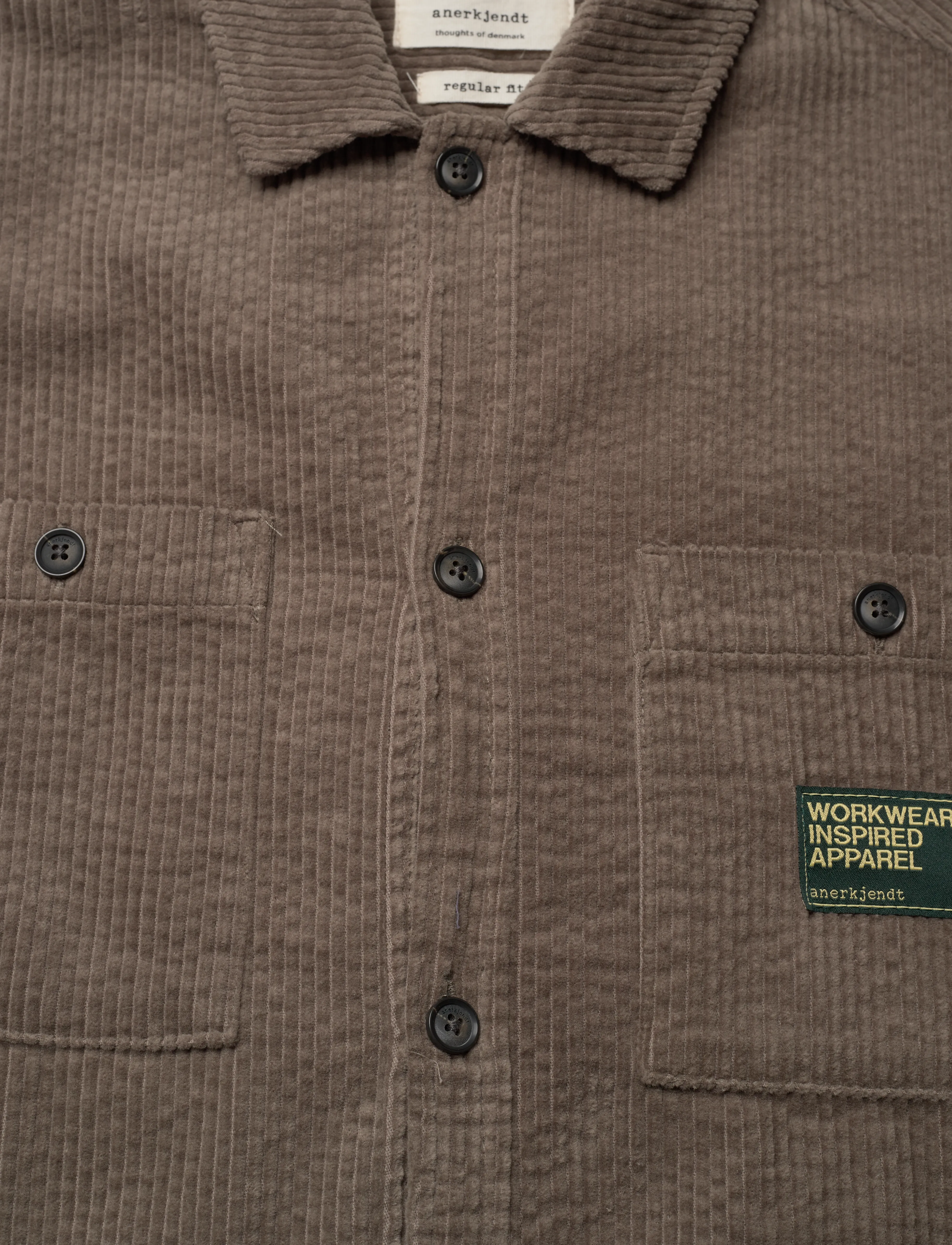 Anerkjendt - AKTHEO CORDUROY S/S SHIRT - kortærmede skjorter - deep lichen green - 2