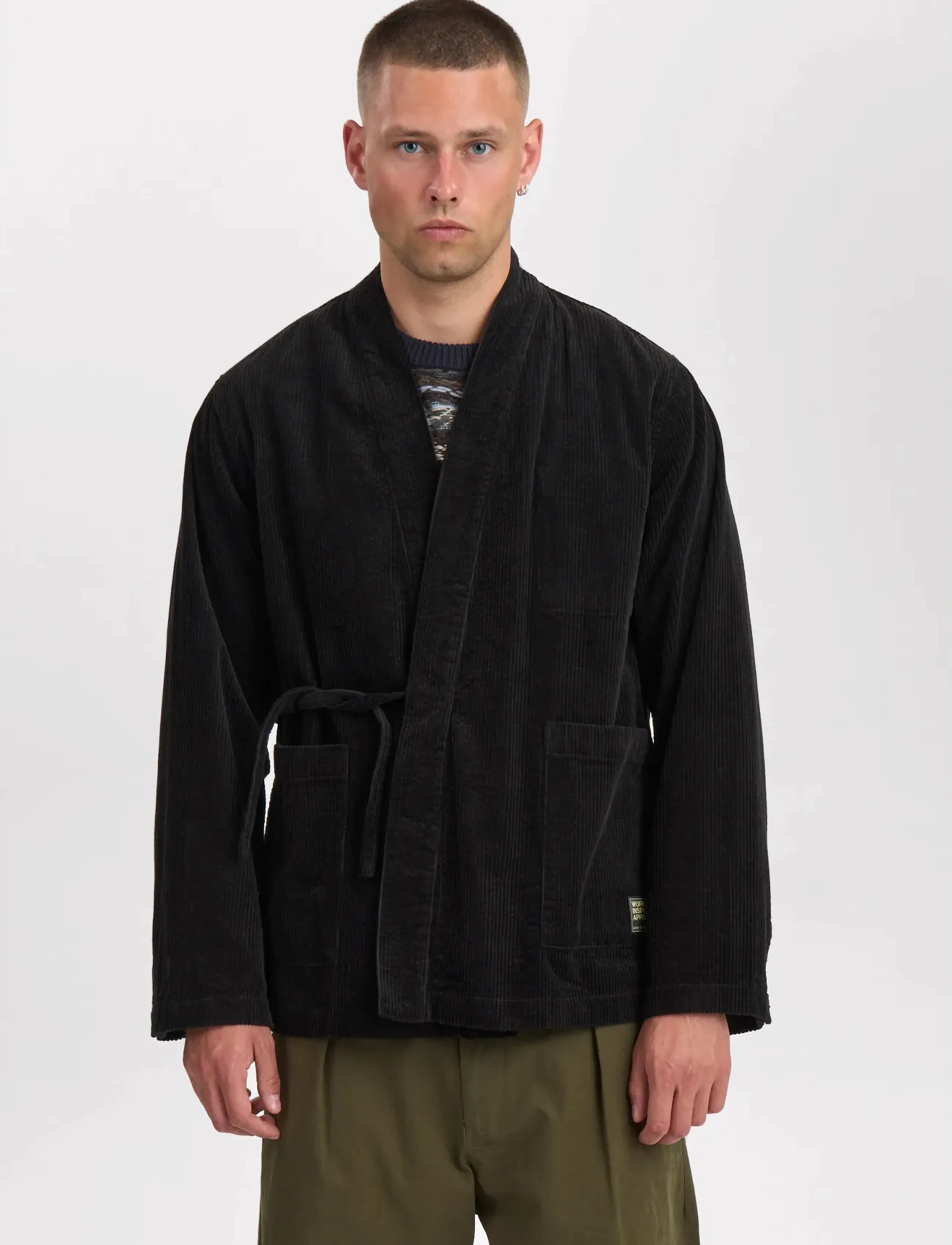 Anerkjendt - AKJESPER CORD KIMONO - corduroy shirts - caviar - 2