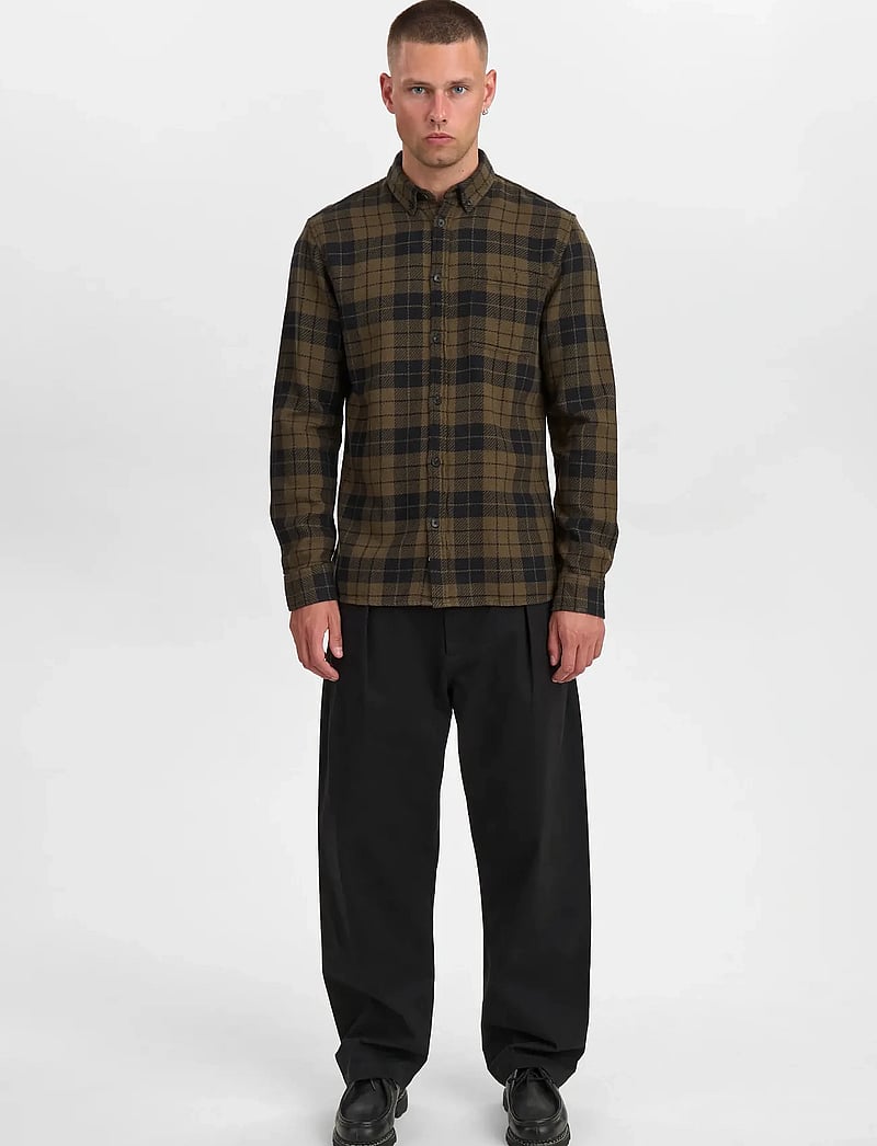 Anerkjendt - AKLEIF TWILL CHECK SHIRT - checkered shirts - forest night - 3