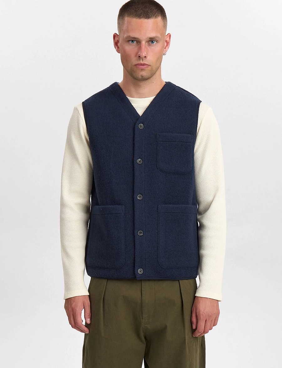 Anerkjendt - AKRAMSUS BOILED WOOL - vests - sky captain - 4