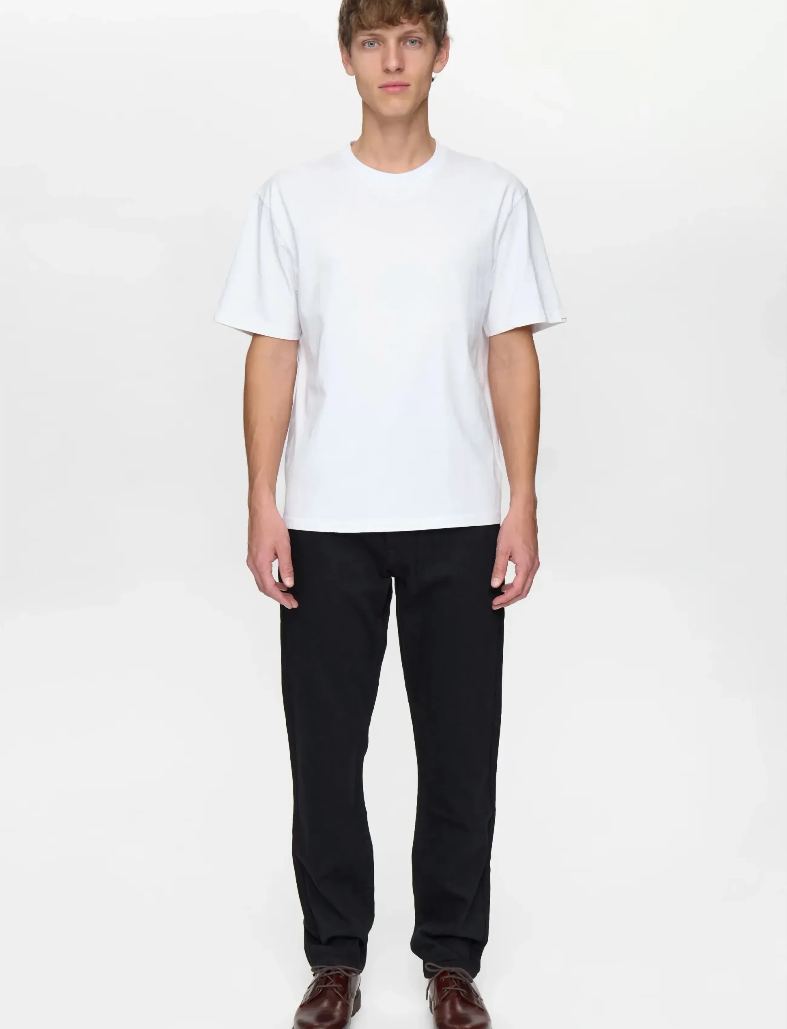 Anerkjendt - AKJUSTIN JEANS - 8001 TRUE BLACK - regular jeans - true black - 3