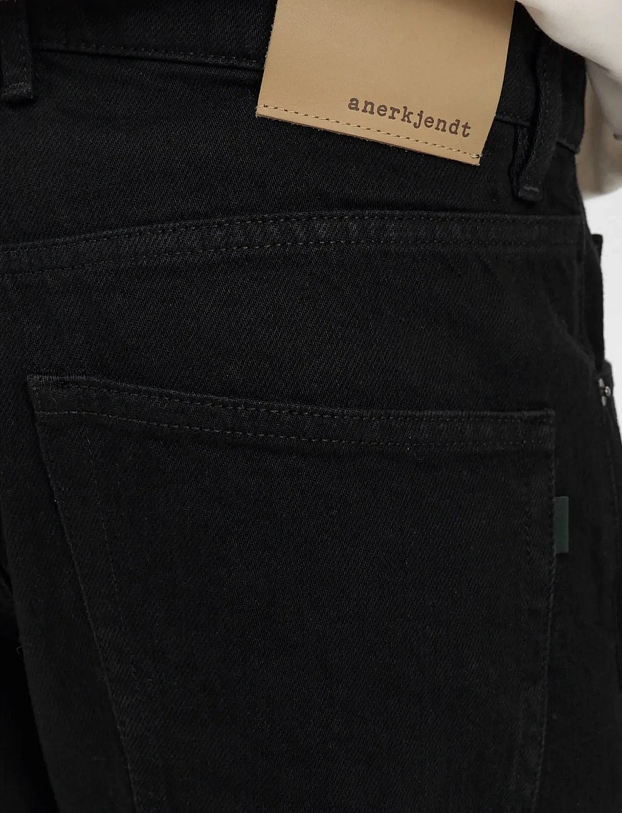 Anerkjendt - AKJONAS JEANS - 8001 TRUE BLACK - loose jeans - true black - 5