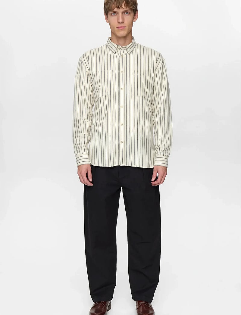 Anerkjendt - AKLASSE STRIPE L/S SHIRT - randiga skjortor - tofu - 2