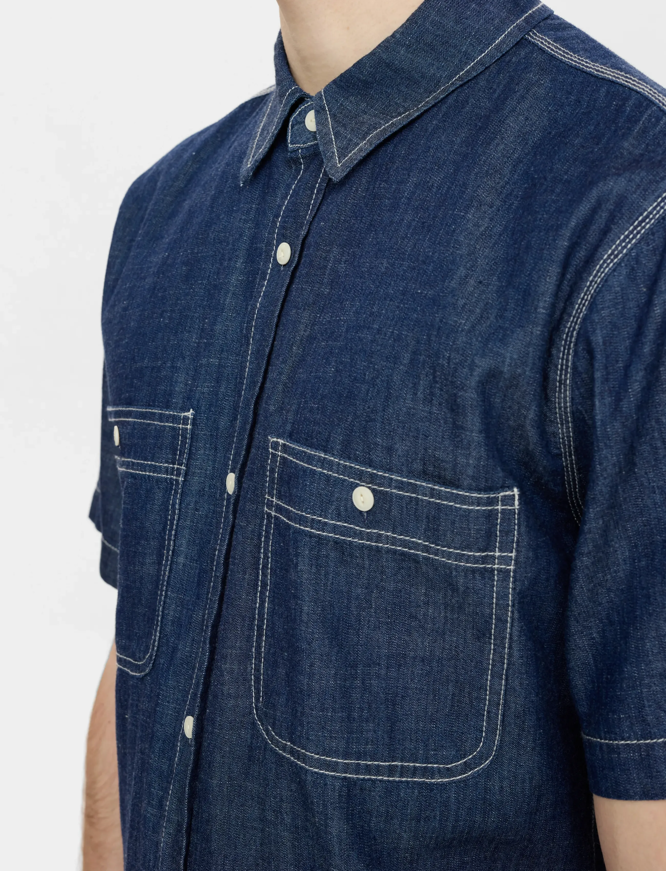 Anerkjendt AKTHESHIRT CHAMBRAY SS SHIRT - Short-sleeved shirts - SKY CAPTAIN / blue