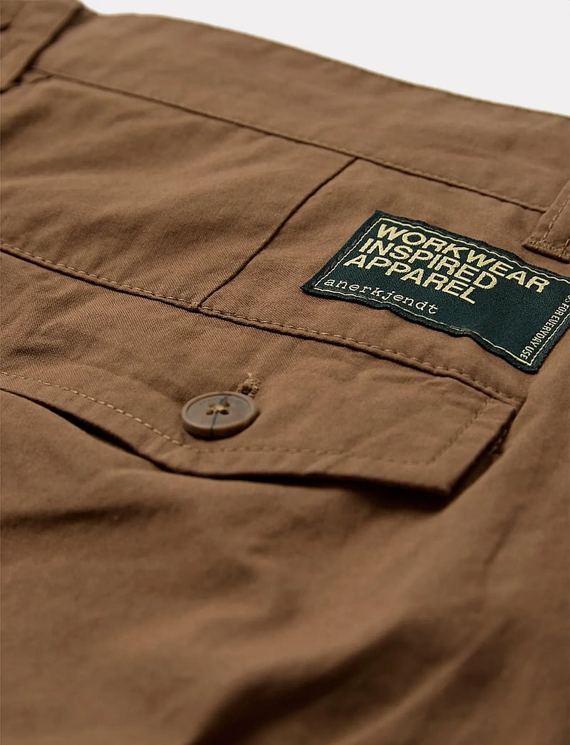 Anerkjendt - AKJAN COTTON POPLIN SHORTS - casual shorts - teak - 2