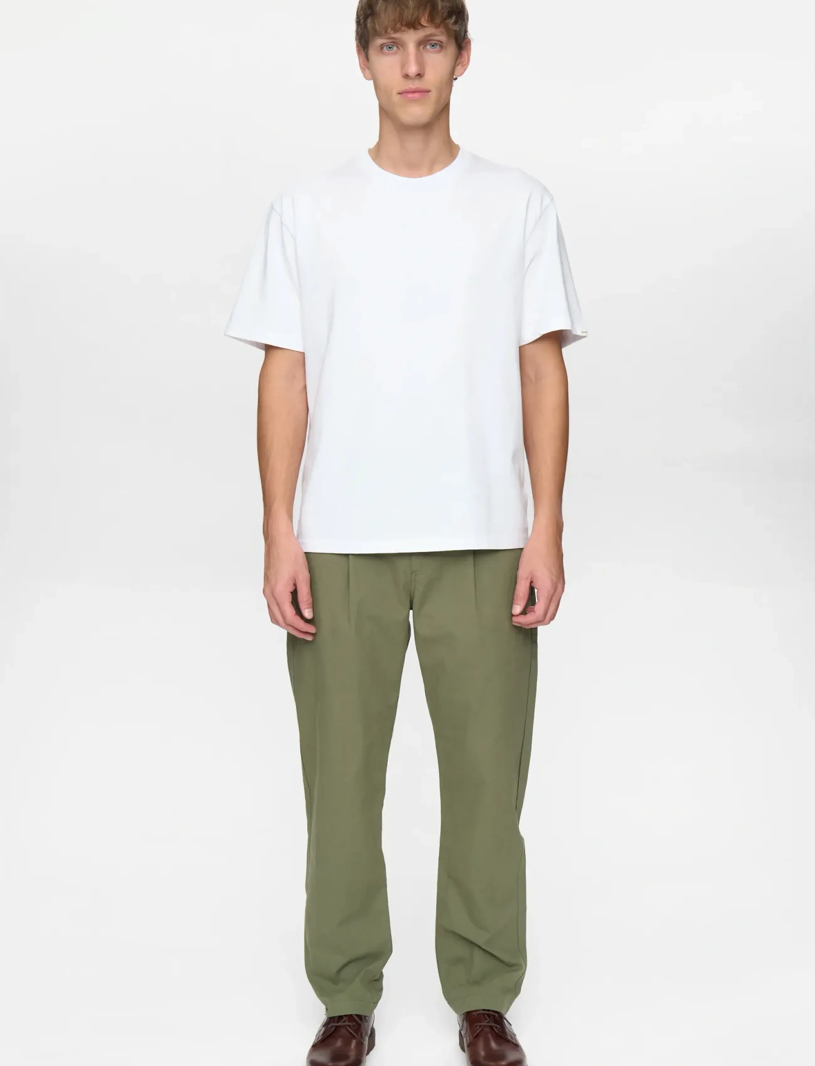Anerkjendt - AKJAN COTTON POPLIN PANTS - casual byxor - loden green - 5