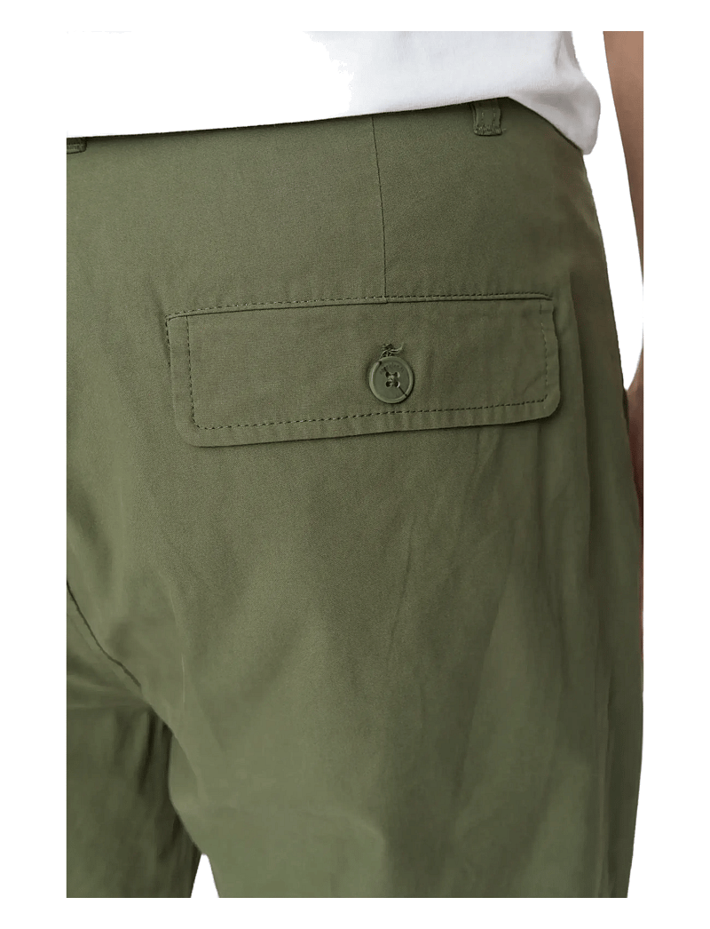 Anerkjendt - AKJAN COTTON POPLIN PANTS - casual bukser - loden green - 3