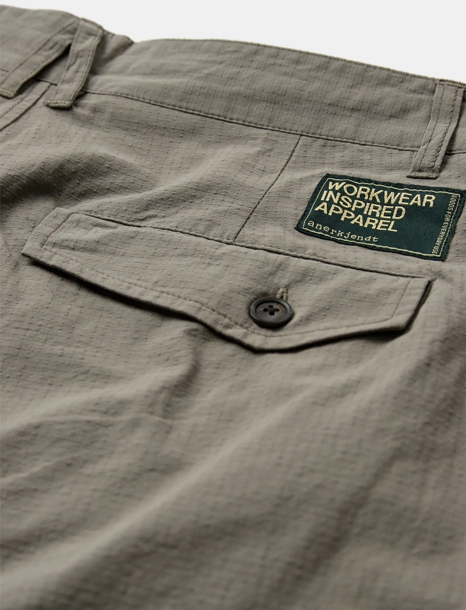 Anerkjendt - AKJAN TEC FATIQUE SHORTS - casual shorts - loden green - 2