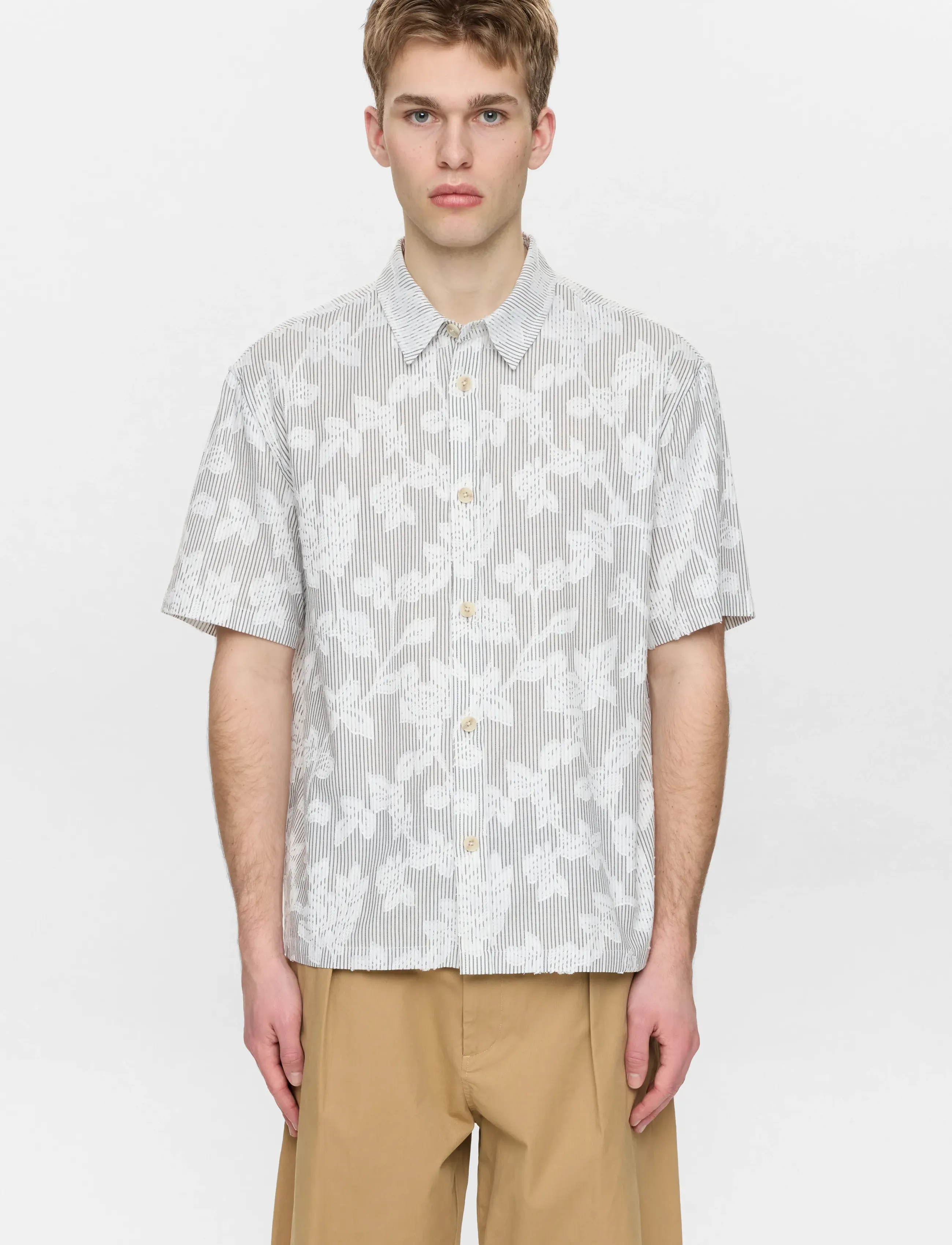 Anerkjendt - AKOTTO JACQ SS SHIRT - kortærmede skjorter - caviar - 2