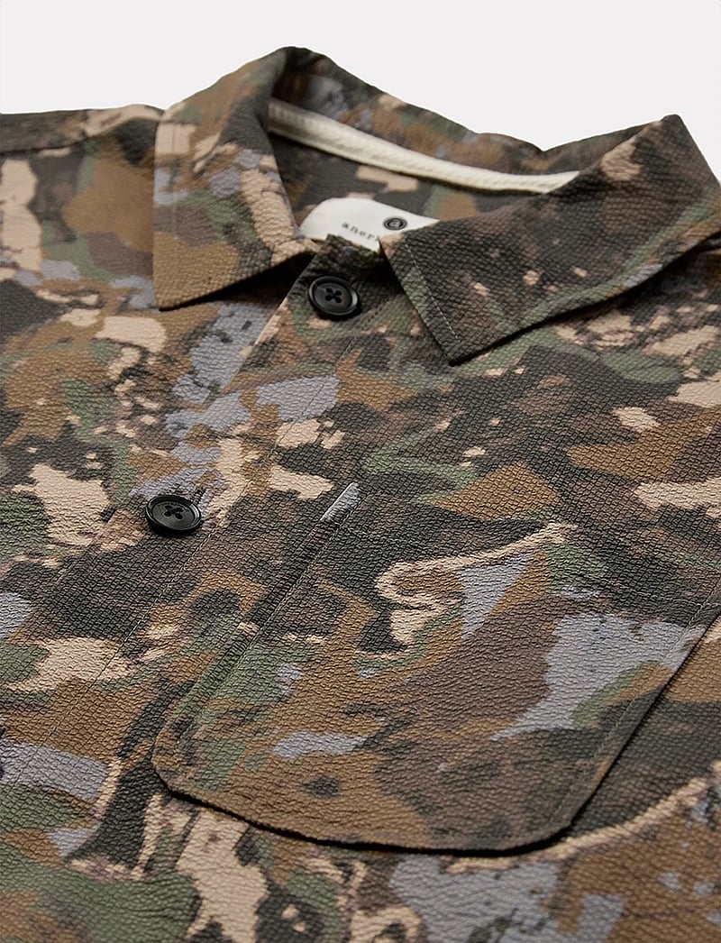 Anerkjendt - AKODIN CAMO TEC OVERSHIRT - forårsjakker - forest night - 2