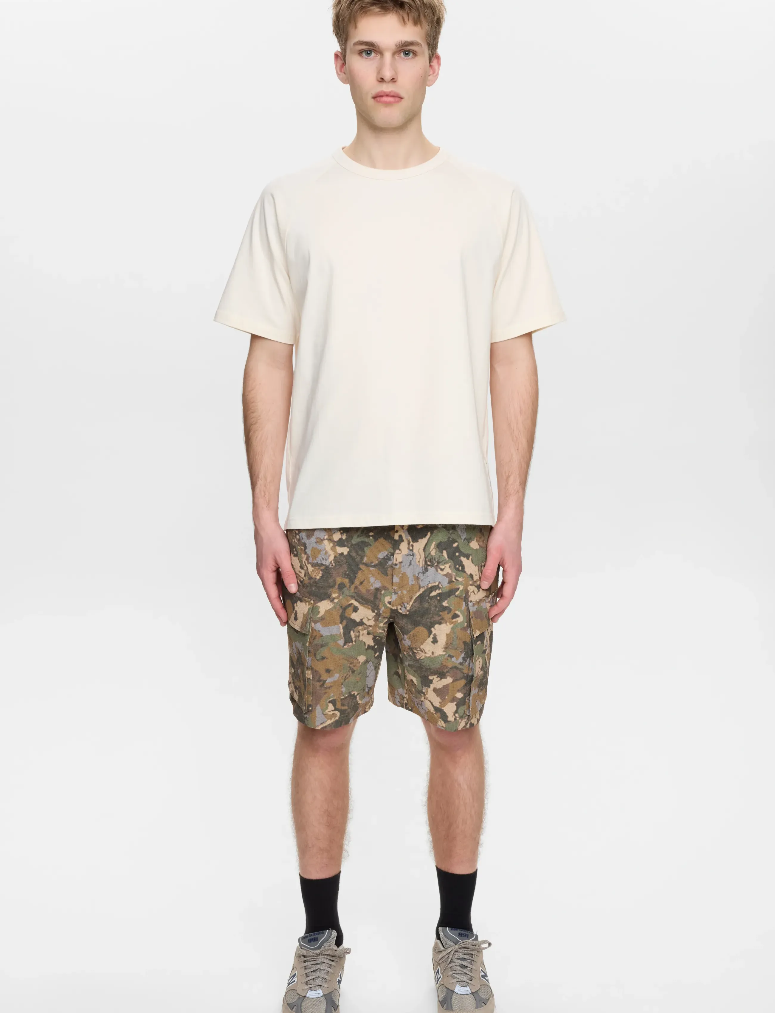Anerkjendt - AKJAN CAMO TEC SHORTS - cargo shorts - forest night - 5