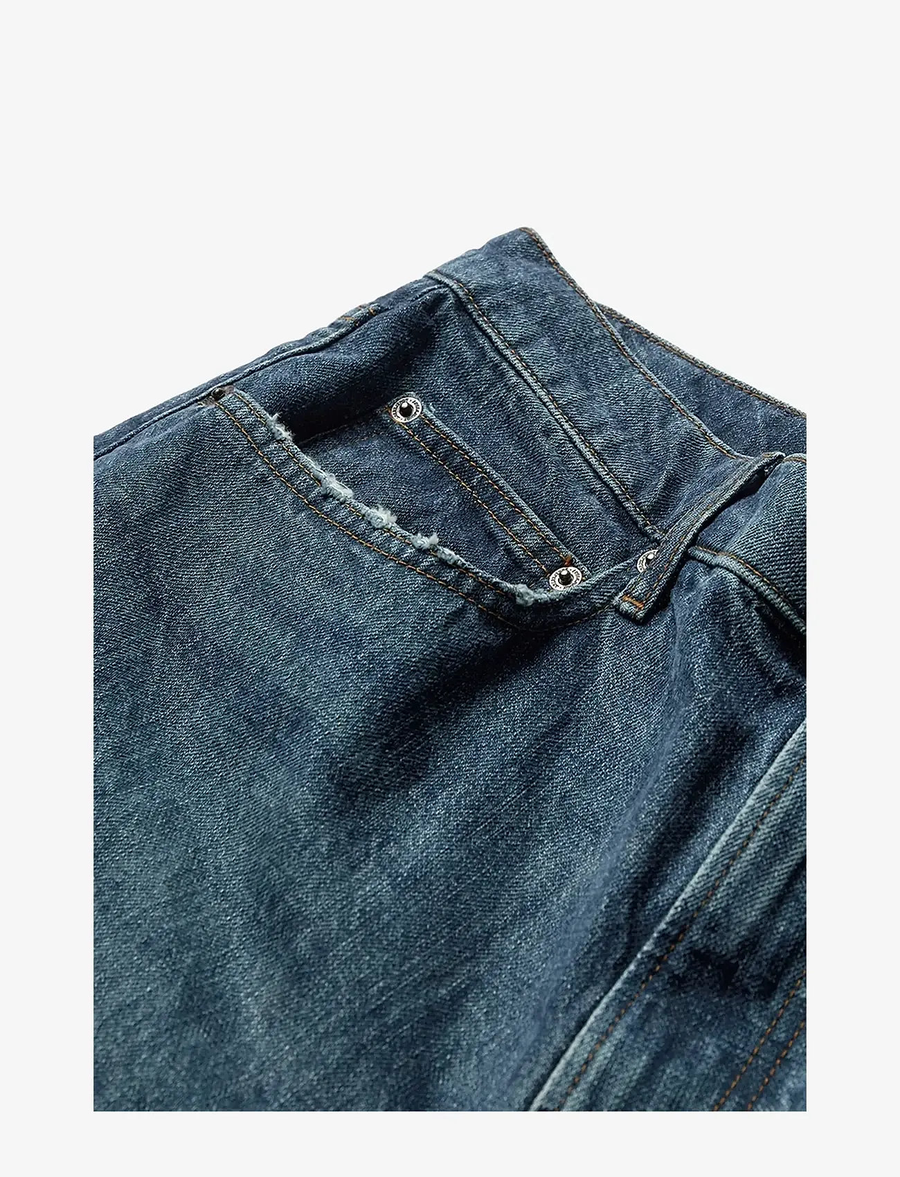 Anerkjendt - AKJONAS SHORTS - 8011 D.B OCEAN - casual shorts - dark blue ocean - 2