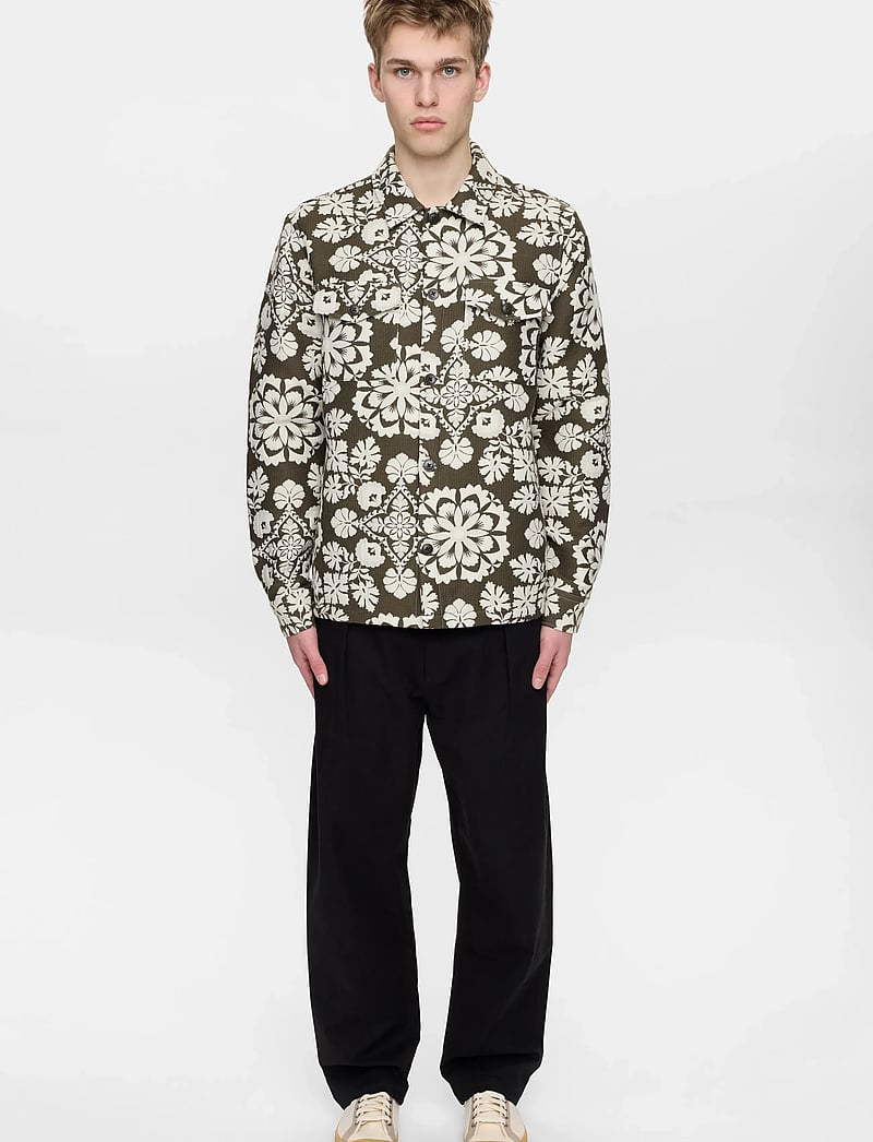 Anerkjendt - AKOSCAR FLOWER JACQ OVERSHIRT - kollektioner - forest night - 3