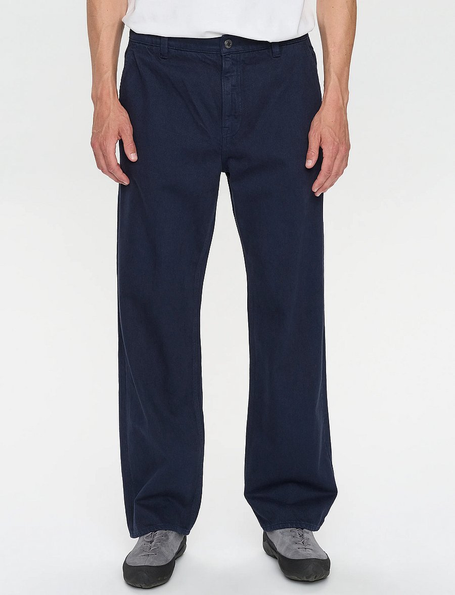 Anerkjendt - AKJONAS ELA TWILL PANTS - chinos - sky captain - 4